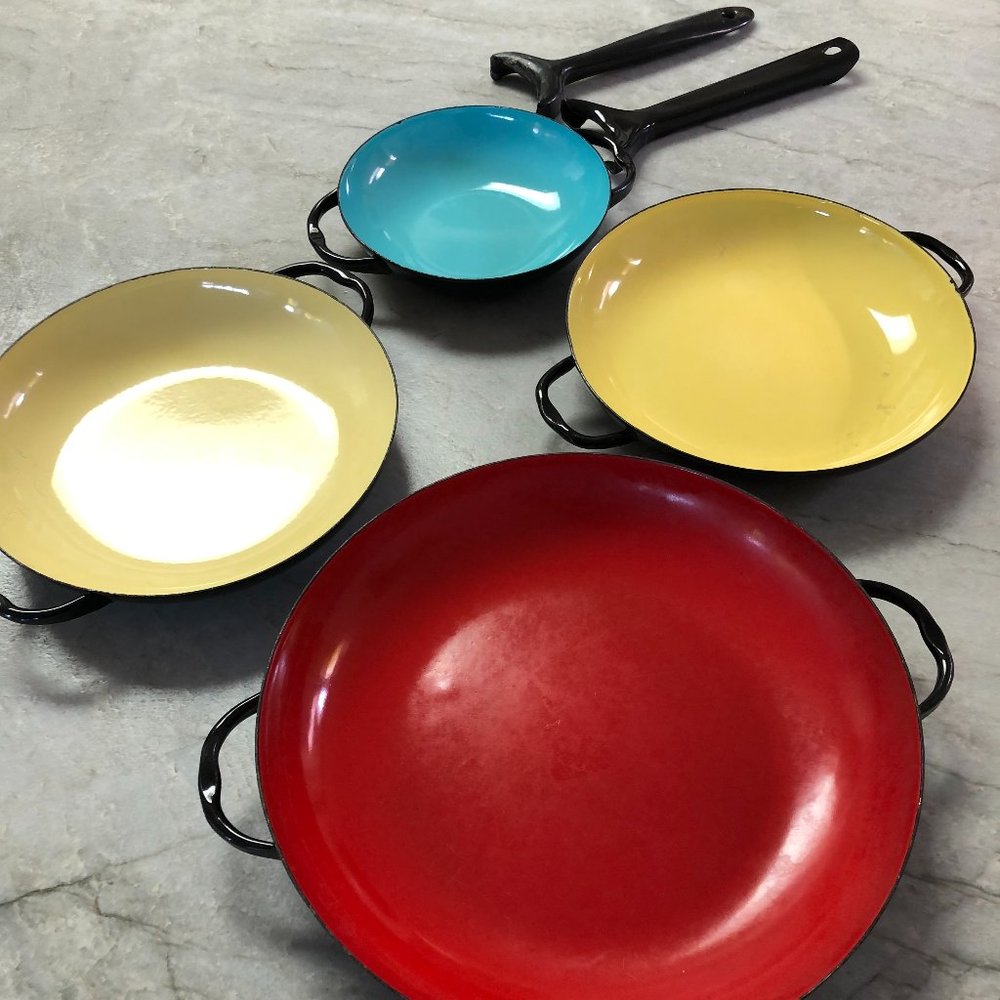 Caravelle Sizzling Servers Enameled Nesting Pan Set